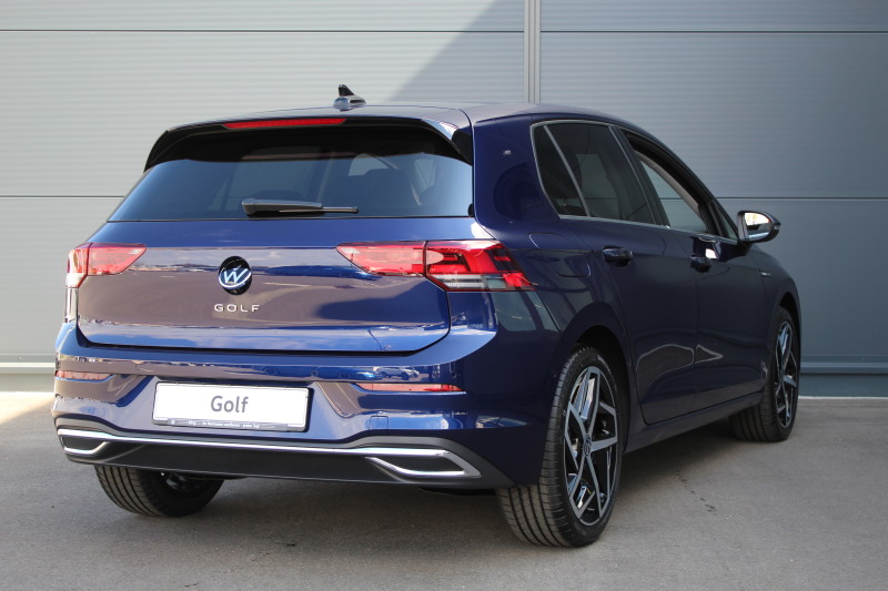 Volkswagen - Golf Style 1,5 l TSI 6-Gang Rear View